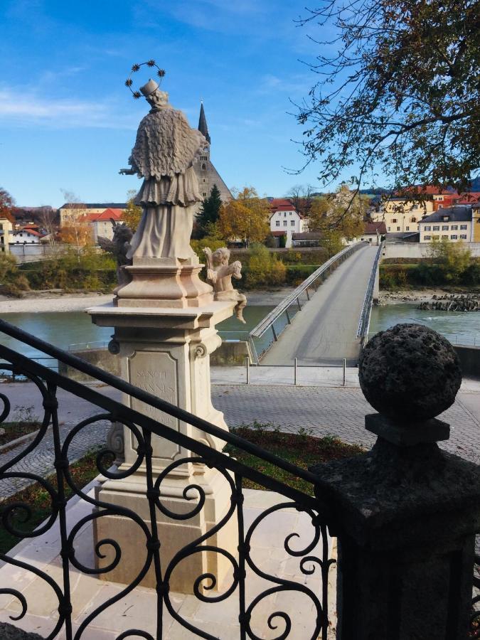 Ferienwohnung an der romantischen Salzachschleife Nähe Salzburg Laufen Exterior foto