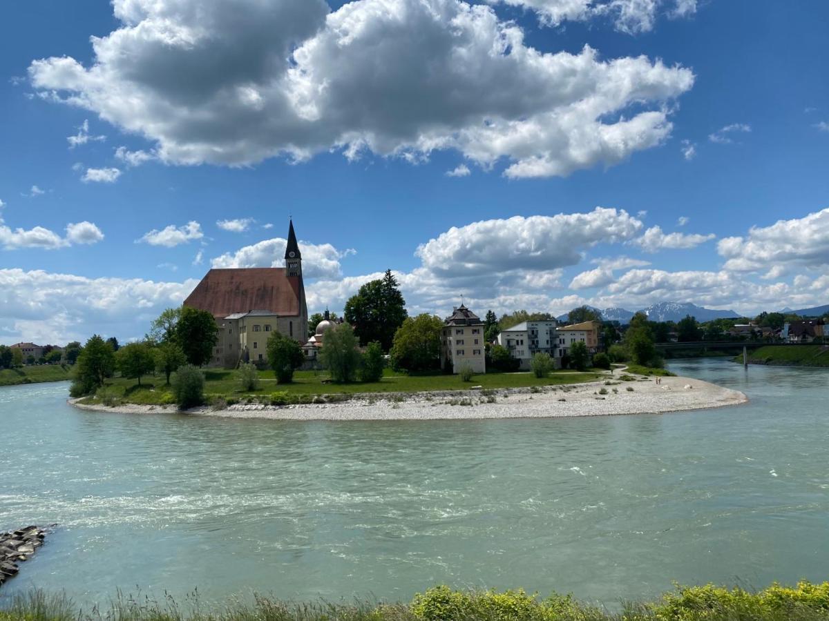Ferienwohnung an der romantischen Salzachschleife Nähe Salzburg Laufen Exterior foto